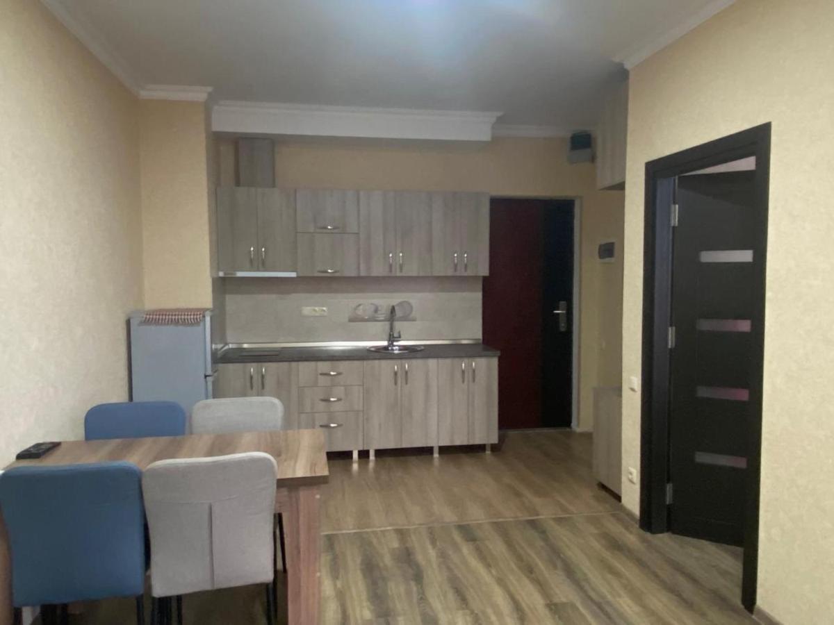 Apartment Black Sea Side Batumi Esterno foto